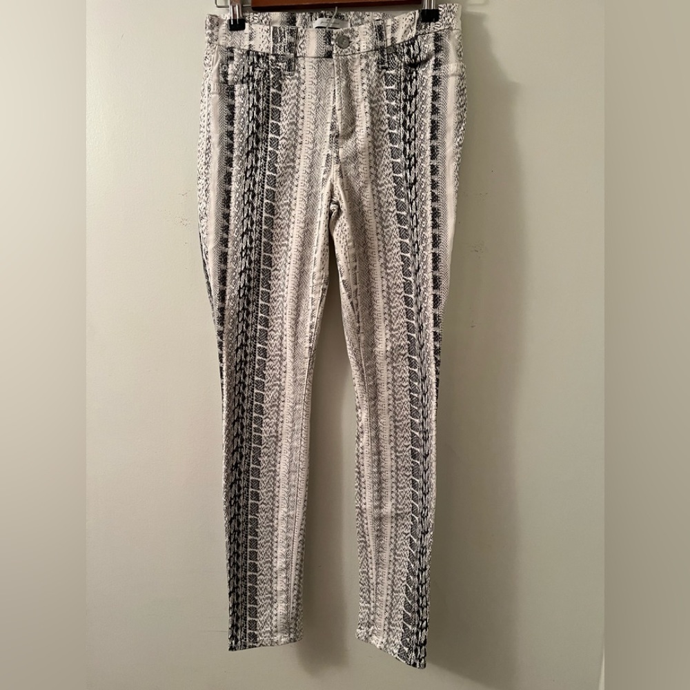 7 For All Mankind Snake Design Skinny Jeans size 26